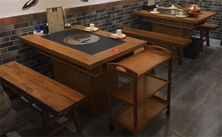 木蜡油实木火锅桌椅图片