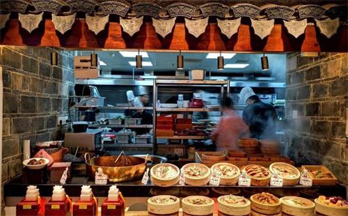 打造明厨亮灶的餐厅容易火,可你真的敢做吗?
