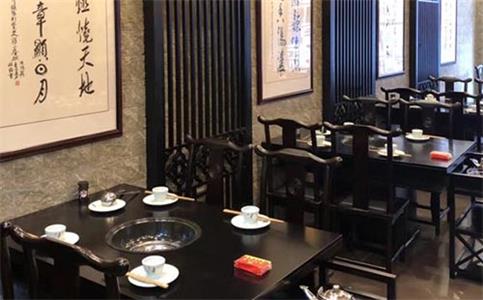 火锅桌椅