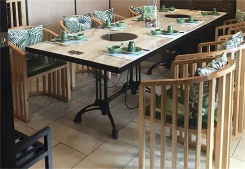 四季椰林餐厅火锅桌椅定制