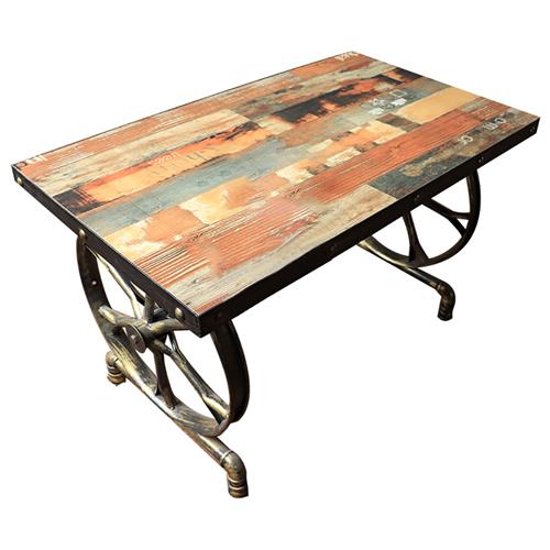 五金古铜色车轮底座餐桌 铁艺工业实木餐桌