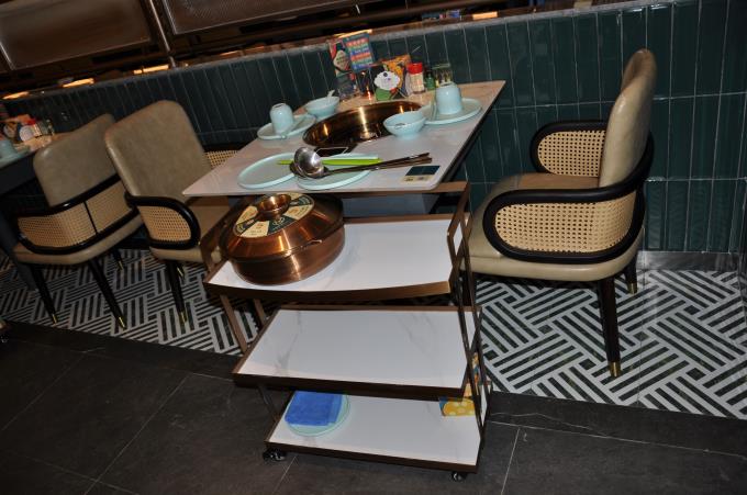 润园四季椰子鸡火锅桌椅