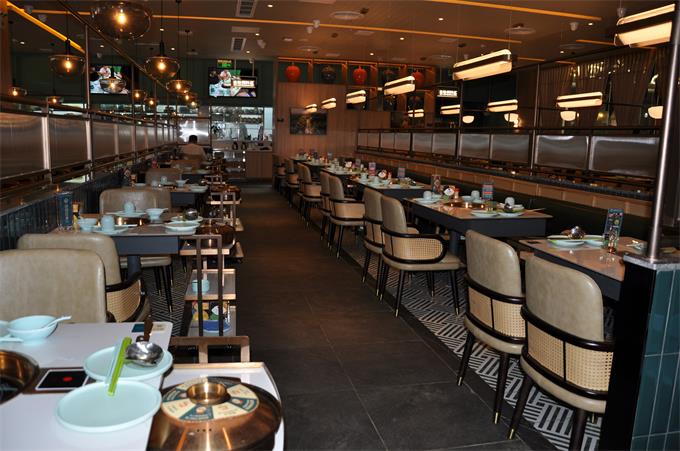 润园四季椰子鸡餐厅家具