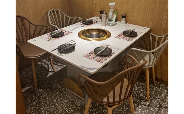 韩式烤肉桌子用什么材质好,尺寸是多少?该如何选