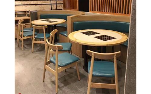 被疫情压制的火锅消费欲望迎来复苏,火锅桌厂